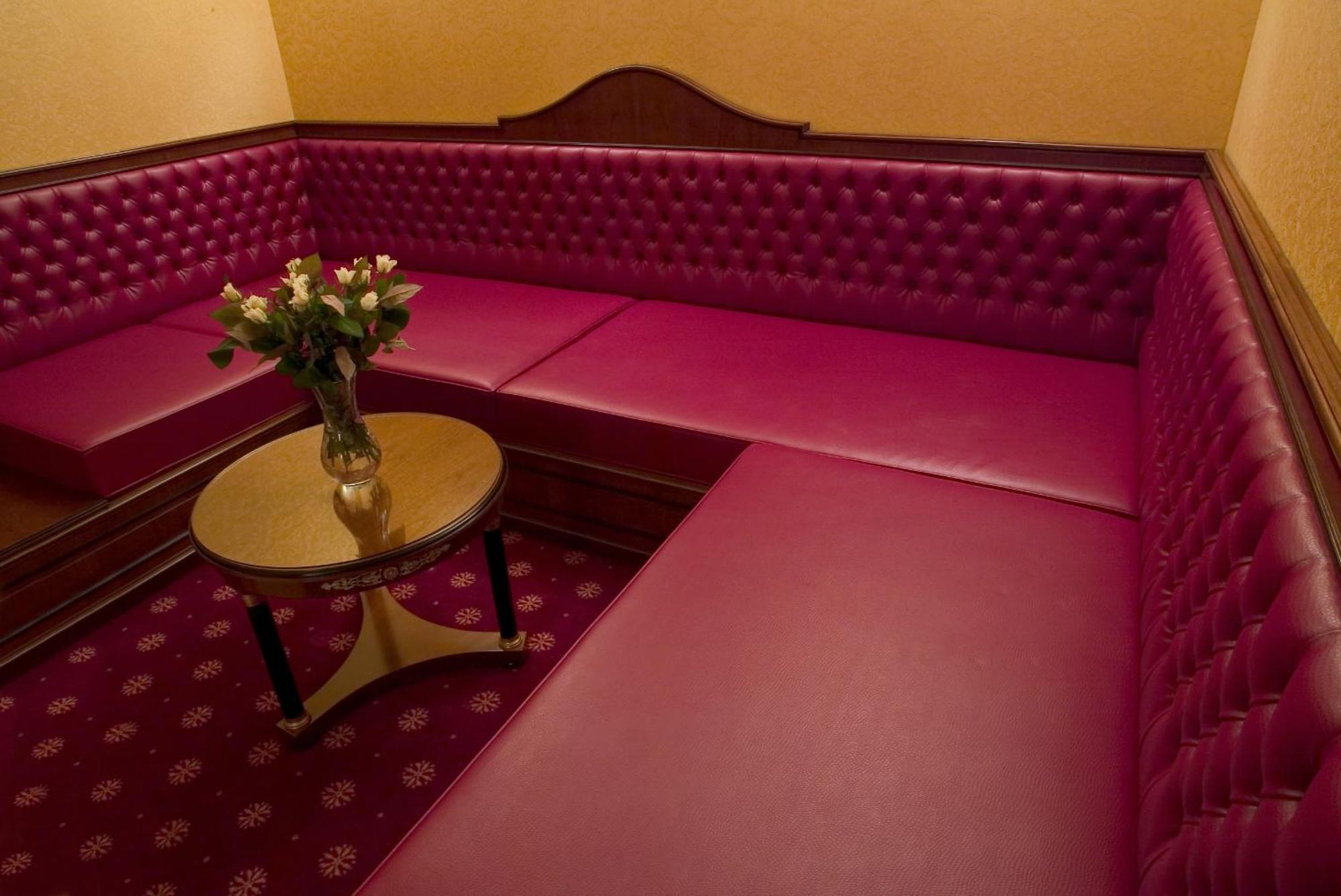 Hotel Maxim Peschiera Borromeo Buitenkant foto